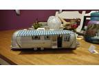 1968 Airstream model 1:24 scale Franklin Mint - Opportunity!
