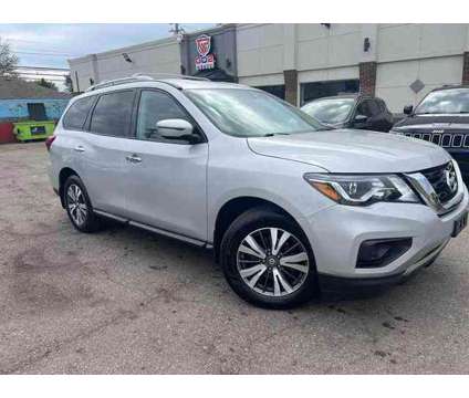 2017 Nissan Pathfinder for sale is a 2017 Nissan Pathfinder Car for Sale in Redford MI