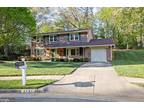 4787 Catterick Ct, Fairfax, VA 22032