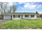 1411 Springside Dr, Lancaster, PA 17603