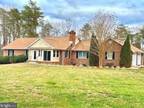 9420 Penns Hill Rd, La Plata, MD 20646