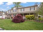 197 Gilbert Dr, Morrisville, PA 19067