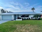 5440 Williams Dr, Fort Myers Beach, FL 33931