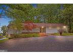 18344 Sharon Rd, Triangle, VA 22172