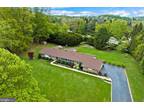 1533 Mallard Ln, Chester Springs, PA 19425