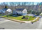 407 Doe Run Ln, Springfield, PA 19064