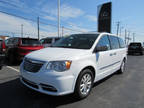 2015 Chrysler Town And Country Limited Platinum