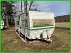 1977 Wilderness 20' Travel Trailer