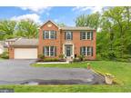 8644 Silver Lake Dr, Perry Hall, MD 21128