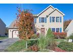 1872 Ashcombe Dr, Dover, PA 17315