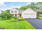 15258 Surrey House Way, Centreville, VA 20120