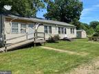 7015 Johnsons Pl, Indian Head, MD 20640