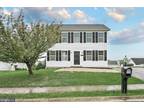 102 W Imperial Dr, Aspers, PA 17304