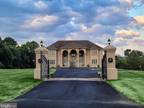 1859 Springwood Rd, Bethlehem, PA 18015