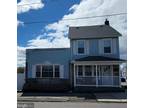 48 4th St, McAdoo, PA 18237