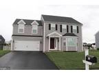 46 Autumn Blaze Way, Ephrata, PA 17522