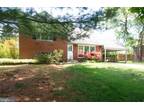 6918 Essex Ave, Springfield, VA 22150