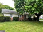 18307 Shawley Dr, Hagerstown, MD 21740