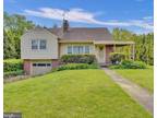 1012 Barberry Rd, Reading, PA 19611