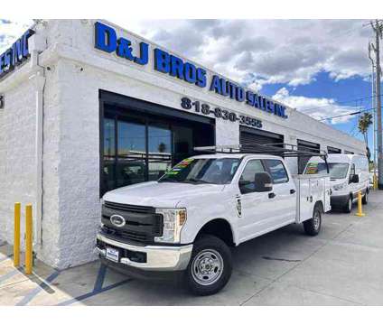 2019 Ford F250 Super Duty Crew Cab for sale is a White 2019 Ford F-250 Super Duty Car for Sale in Pacoima CA