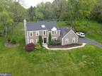 438 S Saddlebrook Cir, Chester Springs, PA 19425