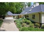 8609 Darby Pl, Bethesda, MD 20817