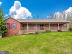 12801 Mentzer Gap Rd, Waynesboro, PA 17268