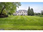 7005 Balmoral Forest Rd, Clifton, VA 20124