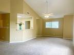 3429 44th St NW #201, Oakland Park, FL 33309