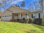 114 Plantation Dr, Greer, Sc 29651