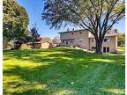 2711 Sequoia Dr, Mchenry, Il 60051