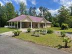 409 E Church Ave E, Wewahitchka, FL 32465