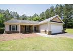 94 pinewood cir Colbert, GA