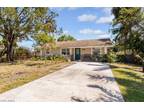 11651 Iona Rd, Fort Myers, FL 33908