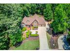 346 Coopers Pond Dr, Lawrenceville, GA 30044