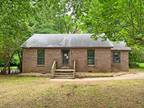 744 south ave Forest Park, GA -