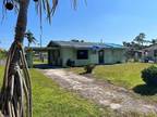 4630 New Haven Dr, Fort Myers, FL 33908