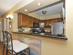 Condo For Sale In Palos Hills, Illinois