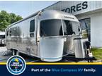 2023 Airstream Flying Cloud 25FB Queen 26ft
