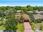 7010 39th Pl NW, Coral Springs, FL 33065