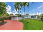 905 Fairway Dr, Miami Beach, FL 33141