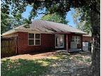 300 N Hickory St, Foley, Foley, AL