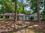 511 Brooksdale Dr, Tuscal Tuscaloosa, AL