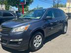 2013 Chevrolet Traverse LS FWD w/PDC