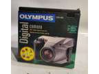 Olympus D-600L Digital Camera 1.4 Mp Looks Unused In Box