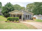 3626 Lakeview Dr, Gainesville, GA 30501