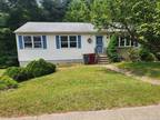 110 Applewood Ln, Naugatuck, CT 06770