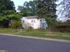 55 State Ave, Lindenwold, NJ 08021