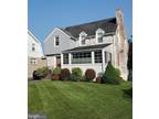 15 W Hillcrest Ave, Havertown, PA 19083