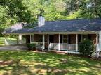 6009 Chattahoochee St, Lula, GA 30554